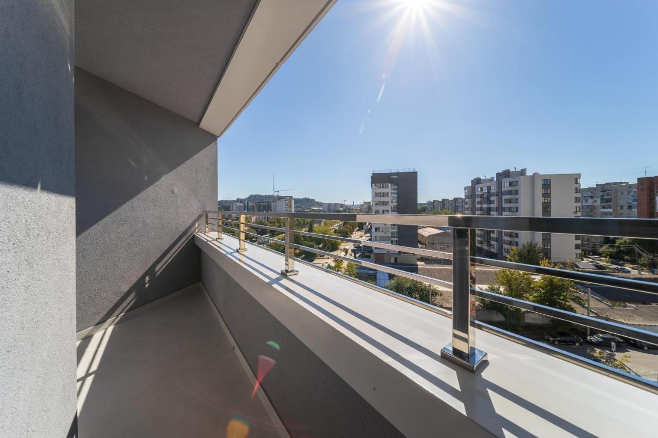 77 Views Apartments By Inshi Leópolis Exterior foto