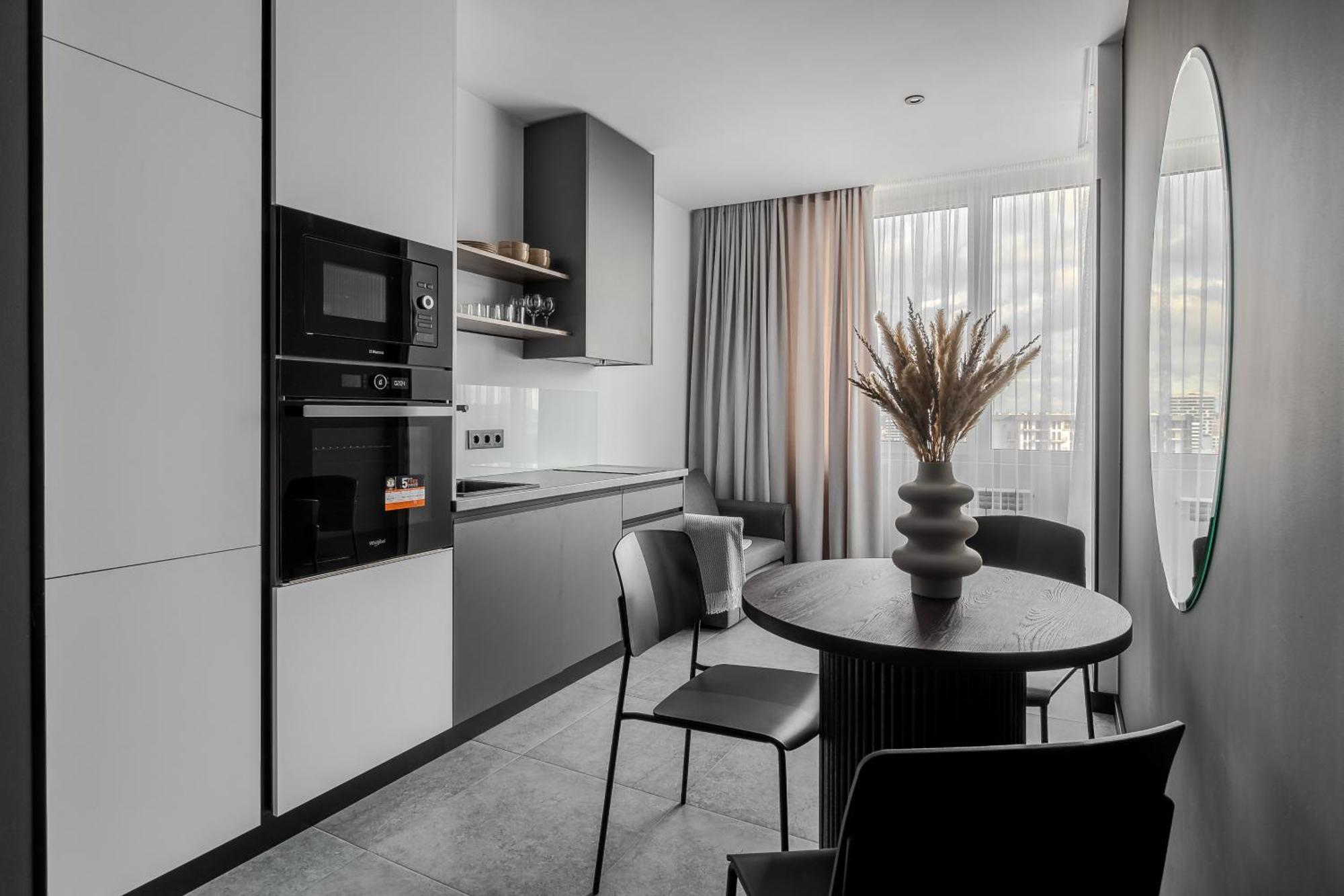 77 Views Apartments By Inshi Leópolis Exterior foto